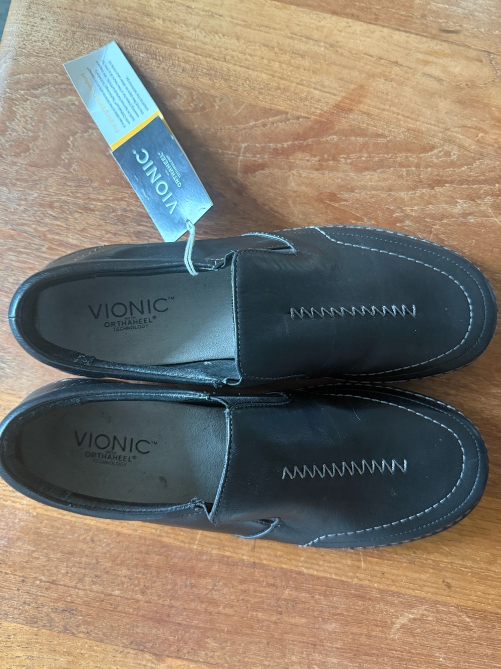 Vionic Womens Black Leather Slip-On Loafers